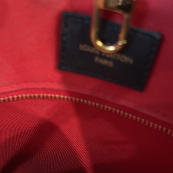 Louis Vuitton Medium MM tote - Picture 4 of 8